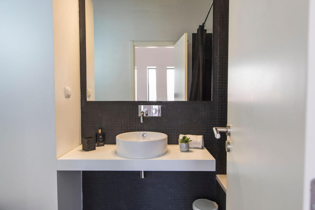 Bairro Alto Stunning Flat With Balcony By Lovelystay Lisboa Exterior foto