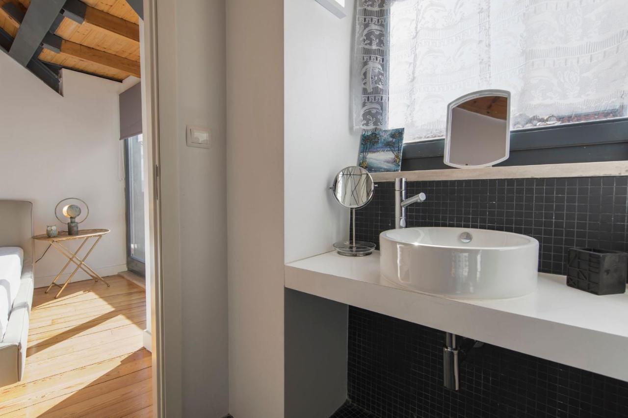 Bairro Alto Stunning Flat With Balcony By Lovelystay Lisboa Exterior foto