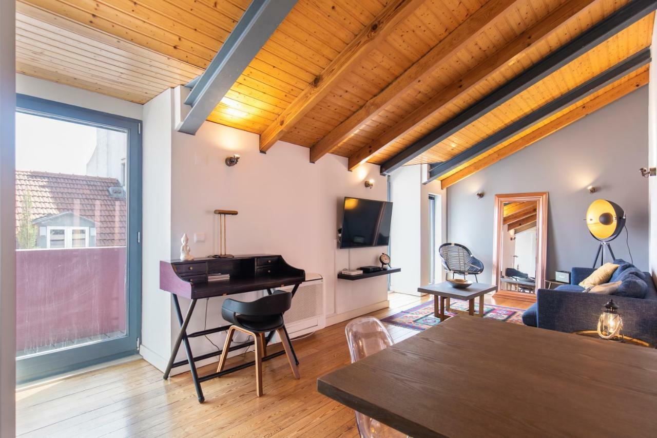 Bairro Alto Stunning Flat With Balcony By Lovelystay Lisboa Exterior foto