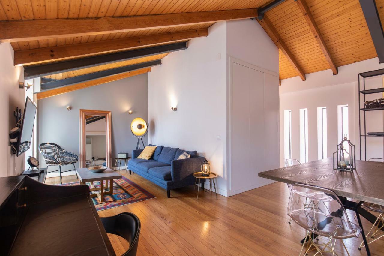 Bairro Alto Stunning Flat With Balcony By Lovelystay Lisboa Exterior foto