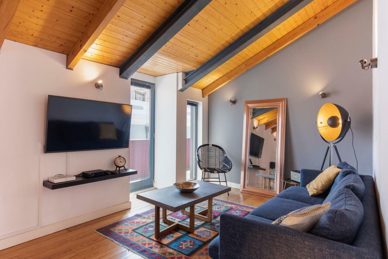 Bairro Alto Stunning Flat With Balcony By Lovelystay Lisboa Exterior foto